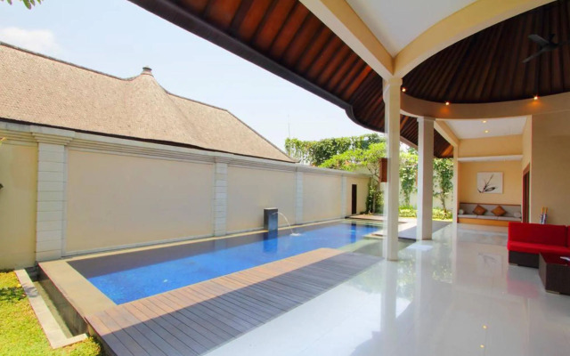 Oval Villa Bali