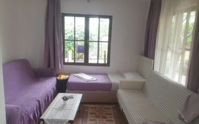 Batı Motel