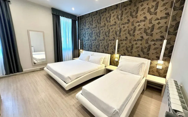 Cadorna Luxury Hotel