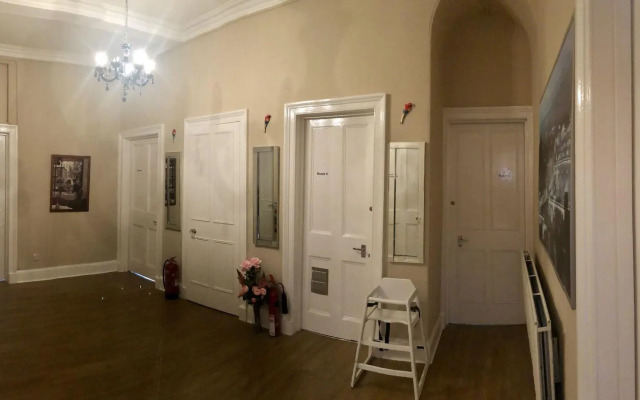 @part Bernard Rooms