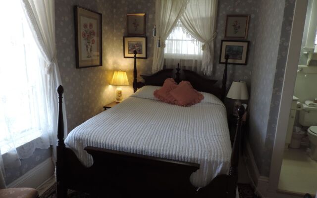 Franklin Terrace Bed and Breakfast