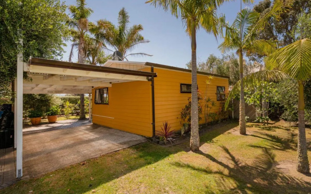 The Olive Grove Retreat - Matarangi Holiday Unit