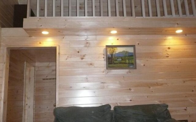 Maple Lodge Cabins