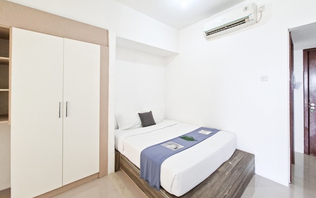 Studio Apartment Near Bojong Indah Station At Vittoria Residence – Guest Rooms – Jakarta