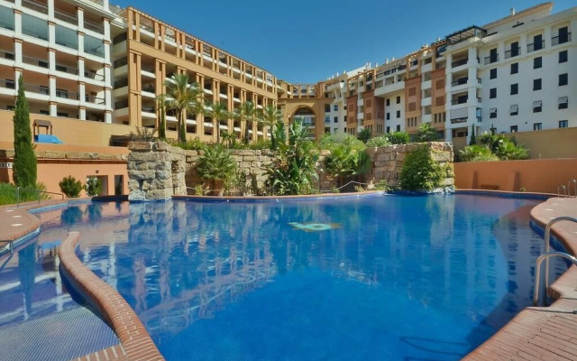 Lujoso Apartamento SAN Pedro DE Alcantara Marbella