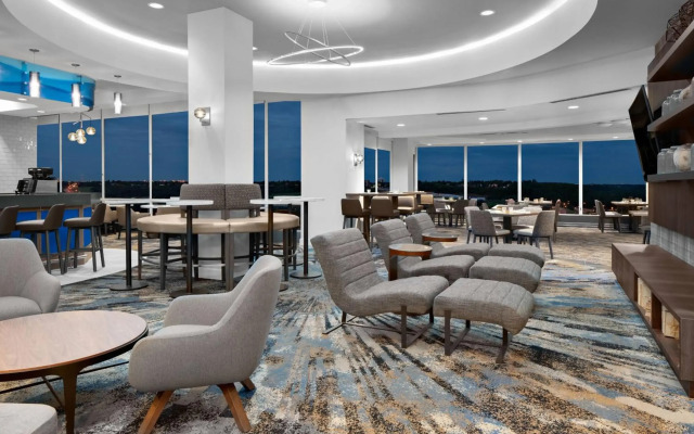 Courtyard by Marriott Edmonton Downtown