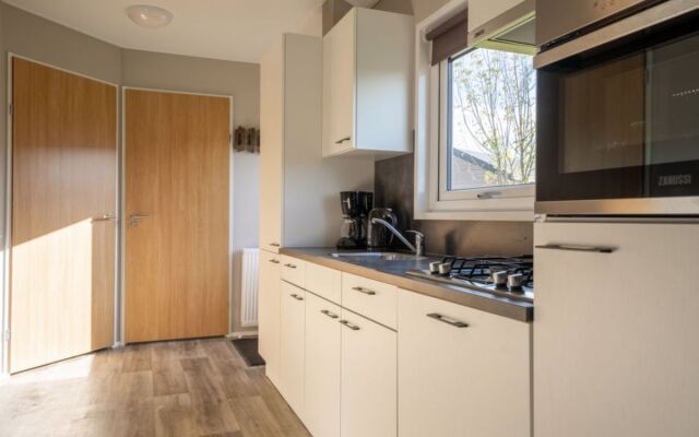 Resort De Kraaijenbergse Plassen 38139