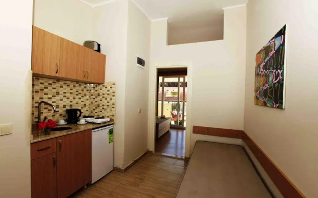 Sun City Apartments &