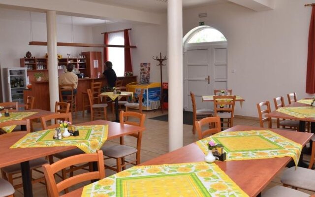 Hotel Ruzeny