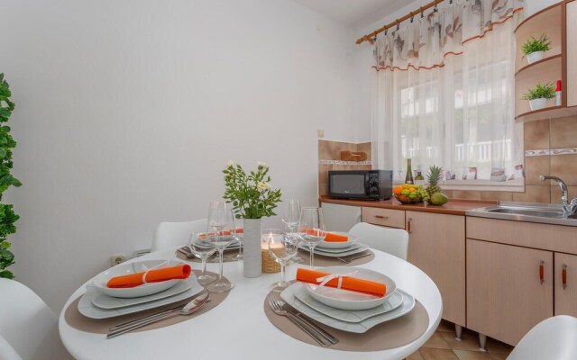 Nice Apartment in Pobri With Wifi and 1 Bedrooms