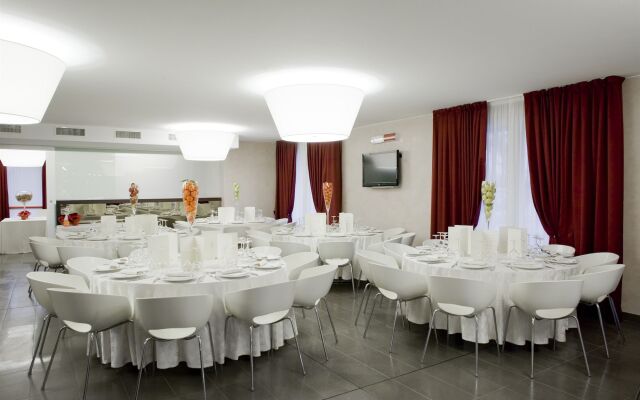  Amedia Hotel Noventa Via Rialto