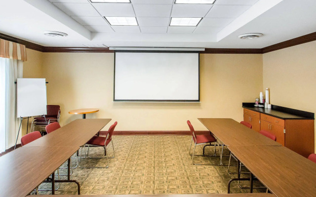 Spark by Hilton Vestal Binghamton University Area