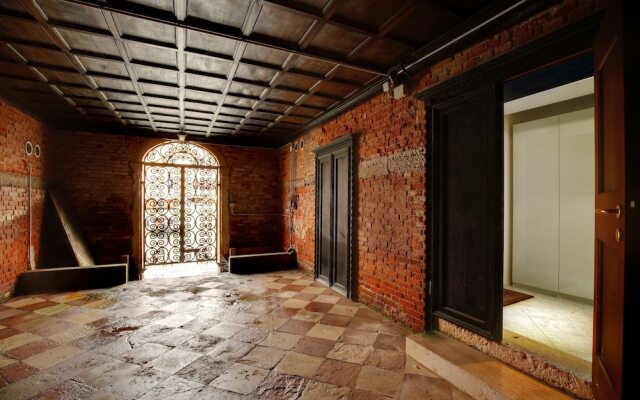 Venetian Grand Canal Suite Apartment
