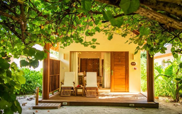 Reethi Faru Resort Hotel