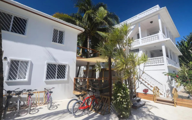 Kokomo Beach Suites