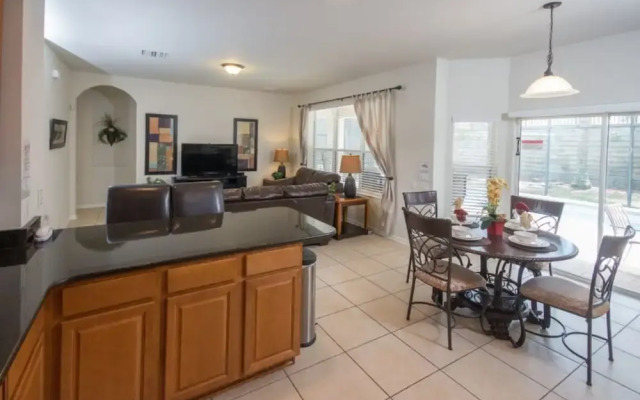 Windsor Hills 2548