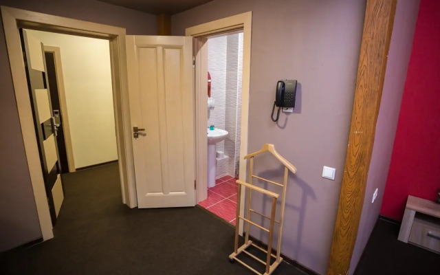 Sportivno-Gostinichnyij Kompleks Zima-Leto Hotel