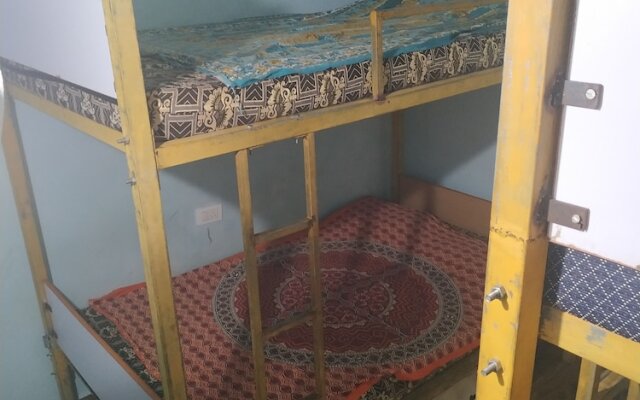 Iroomz Sea Rock Cafe