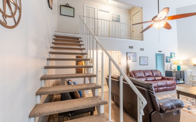 Spacious 3BR Pensacola Townhouse