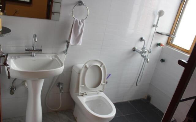 Service Apartments, Park Street, Calcutta