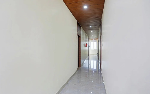 Fabhotel Rr Residency I