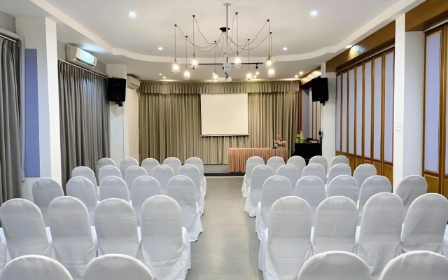 Phukaning Hotel