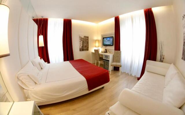 Tullia e Prisca Relais