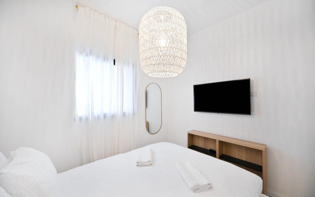 Stylish 1BR in Ben Yehuda 73 by HolyGuest