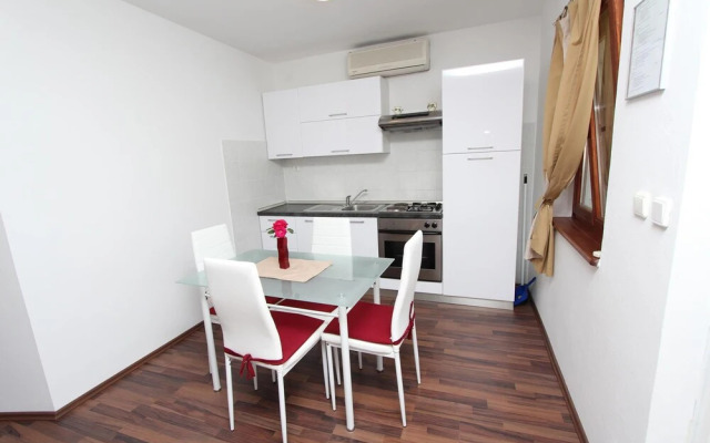 Apartments Poretti
