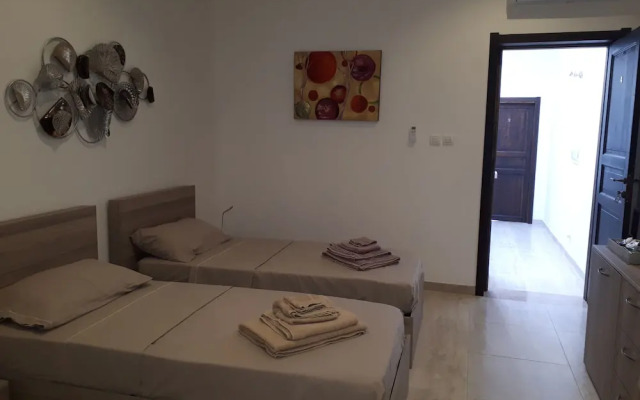 Fauzia B&B