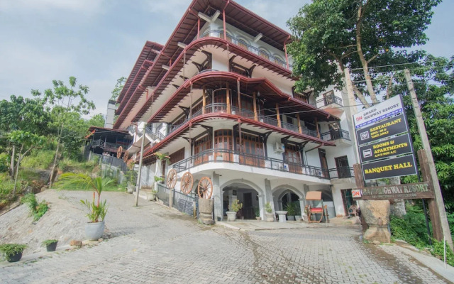 OYO 240 Grand Highway Resort