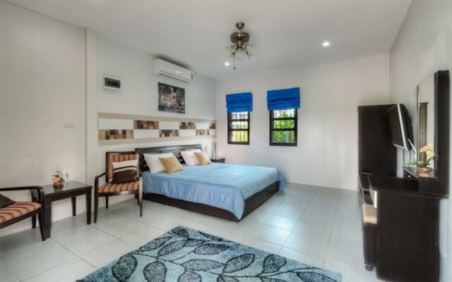Aquatoria BangTao Villa