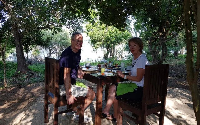 Yala Edge Camping