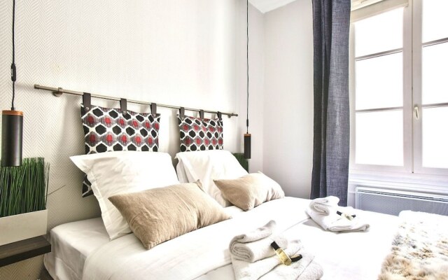 Amazing Deal "saint Germain"