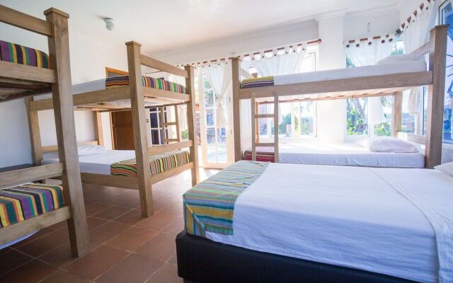 Urantia Boutique Hostel