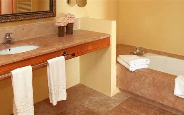 Pula Suites Boutique Resort