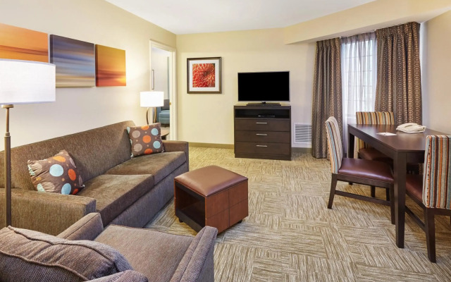 Staybridge Suites Chicago - Glenview by IHG