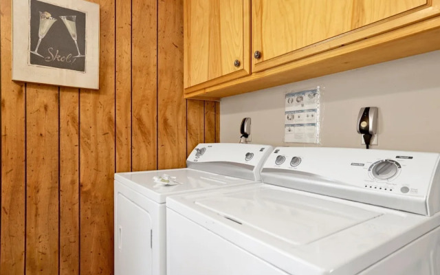 Reality Escape #2466