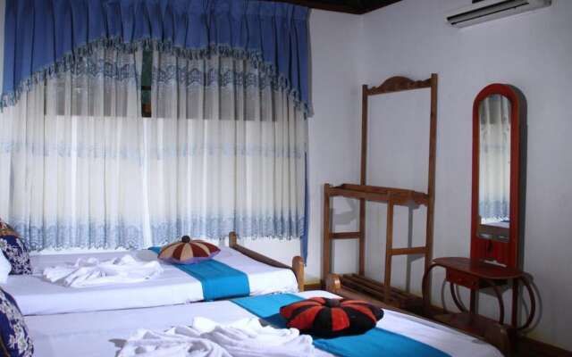 L.L.Tourist Inn & Safari jeeps