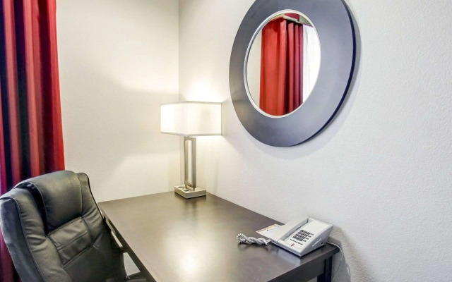 Quality Inn & Suites Bryan-College Station