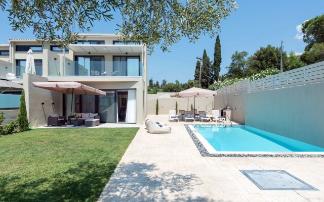 White Swan Villa by White Dream Villas