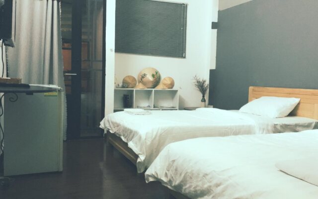 CuCu Hostel