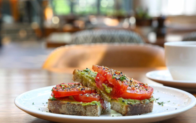 Crowne Plaza Atlanta Perimeter at Ravinia by IHG