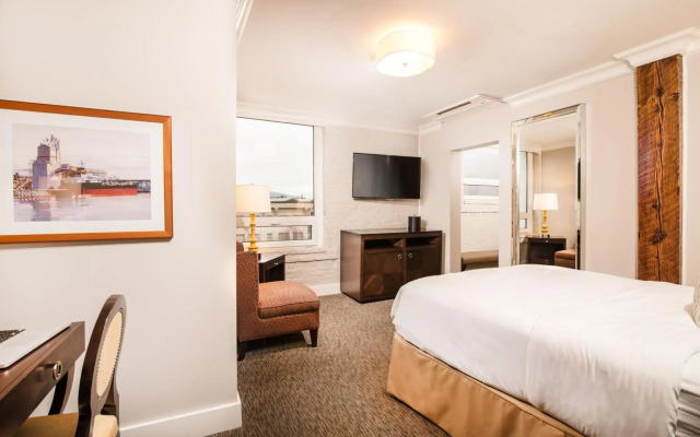 Mark Spencer Hotel