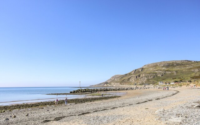 Bryn Tirion - Penrhynside