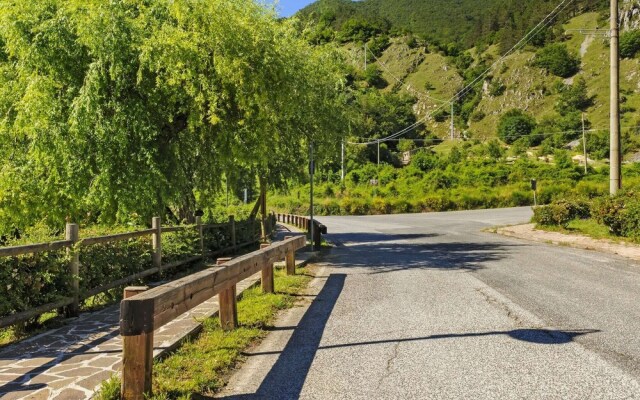 Countryside Holiday Home in Scanno near Museo Della Lana