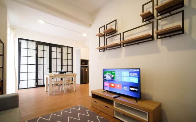 Wonderful 2Br Combine At Bale Hinggil Apartment