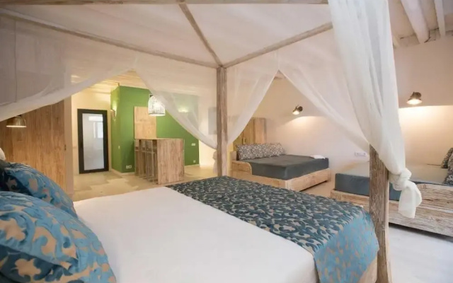 La Bodega Urban Suites