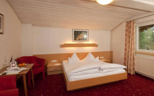 Alpin-Hotel Schrofenblick