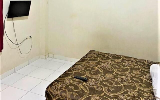 Penginapan Mangadel by ZUZU